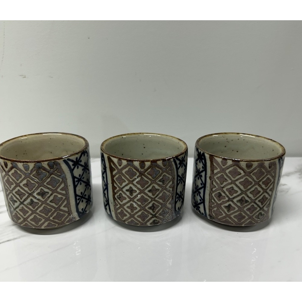 3 Vintage Takahashi San Francisco Japanese Small Pottery Tea Cup - Picture 2 of 8